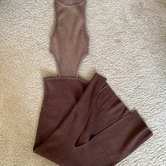 Michael Costello x Revolve Lenora Midi Ribbed Dress - Picture 2 of 9